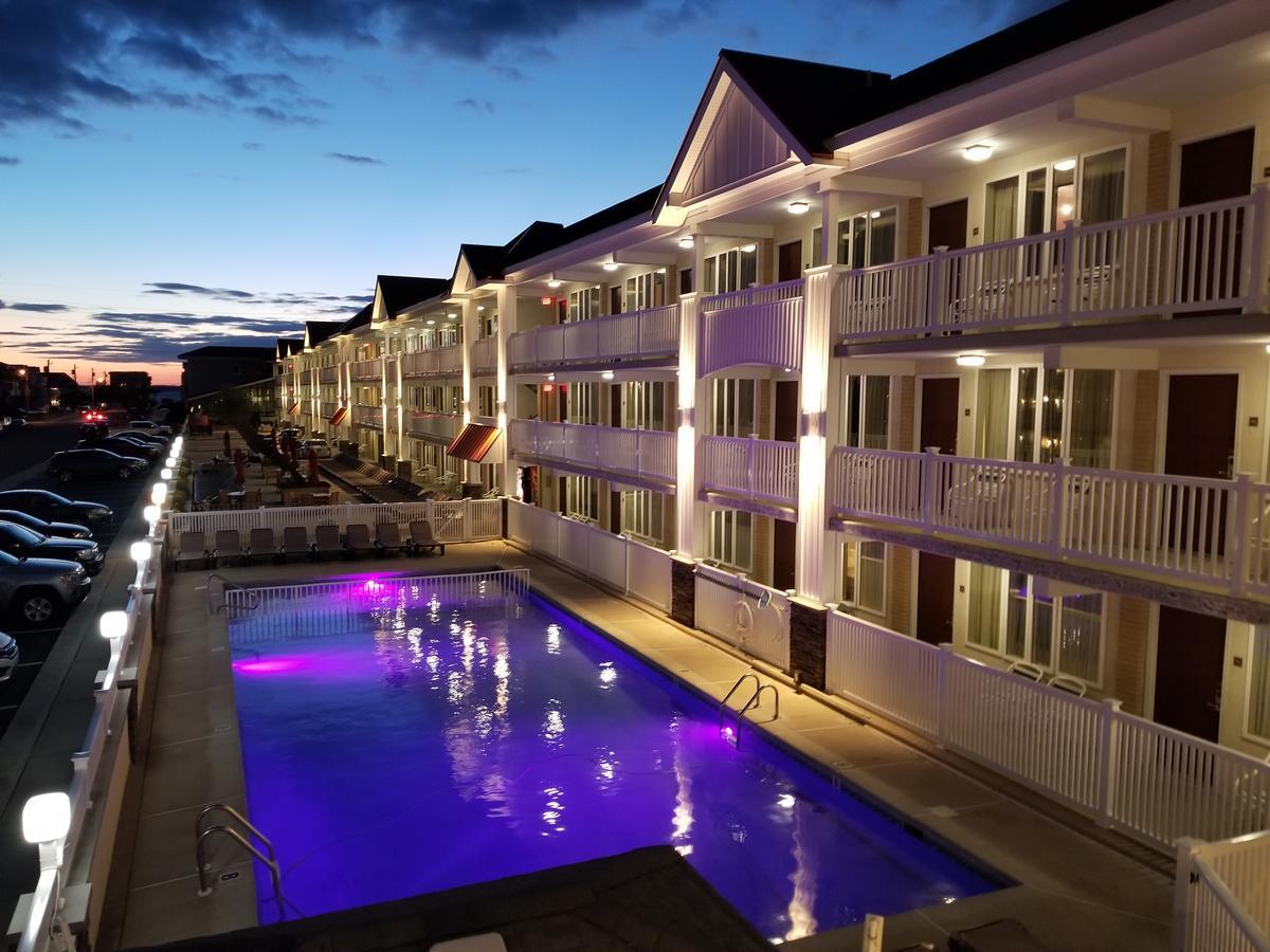 Desert Sand Resort Avalon Exterior photo